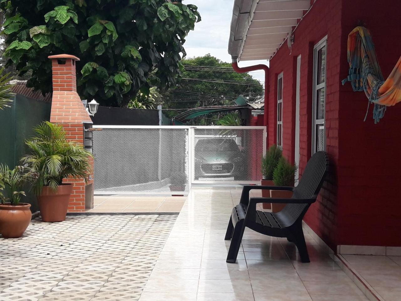 Vila En Familia Puerto Iguazú Exteriér fotografie